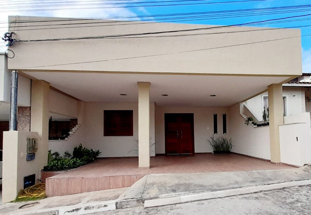 Casa em Condomnio - Venda - Papagaio - Feira de Santana - BA
